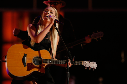 "The Voice": Emily Ann Roberts on stage