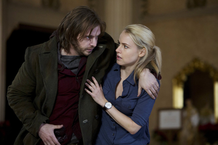 "12 Monkeys": Pictured, from left, are stars Aaron Stanford as James Cole and Amanda Schull as Dr. Cassandra Railly. (Syfy photo by Alicia Gbur) 