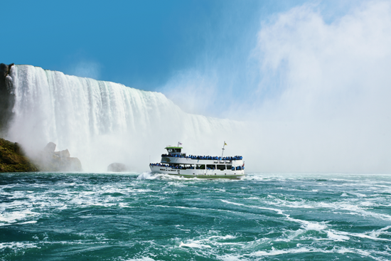 The Maid of the Mist in Niagara Falls, USA.