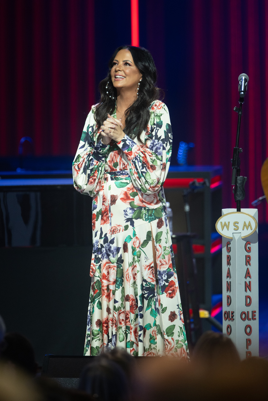 Opry member Sara Evans (Photo by Chris Hollo// provided by Schmidt Relations)