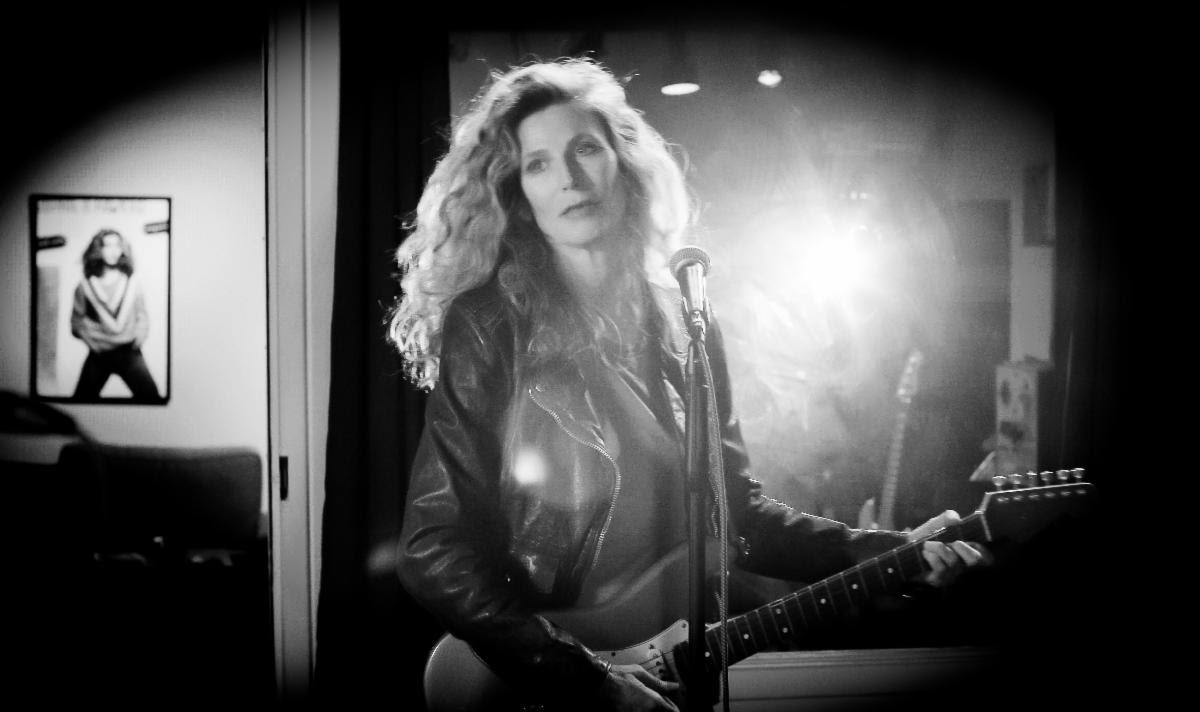 Sophie B. Hawkins (Photo credit: Nigel Dick/provided by Press Here Publicity)