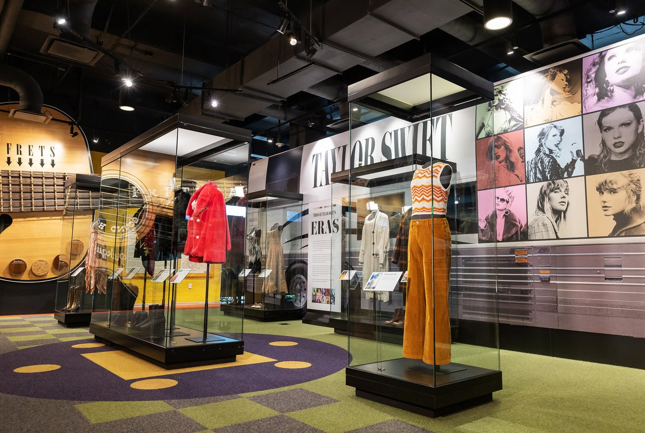 Taylor Swift pop-up exhibit image courtesy of the Country Music Hall of Fame and Museum