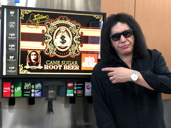 TV star, author, father, husband and KISS bassist Gene Simmons visited Niagara Falls on Thursday.