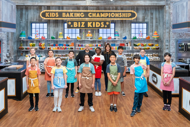 `Kids Baking Championship` competitors with hosts Valerie Bertinelli and Duff Goldman. (Food Network photo)