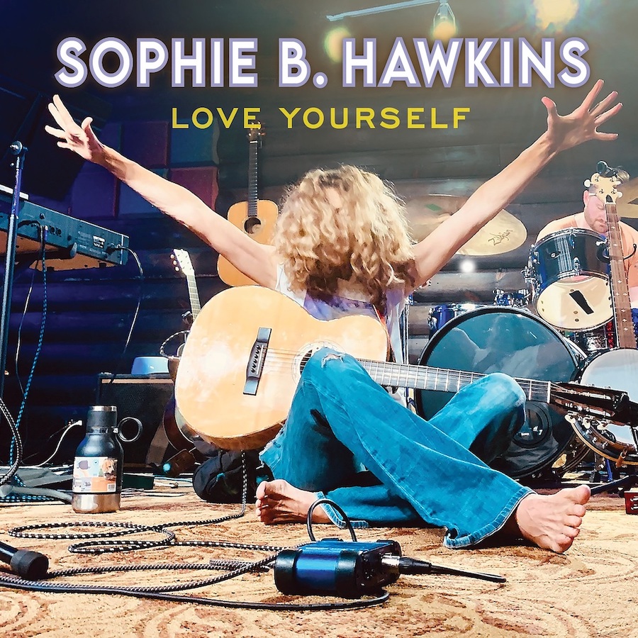 Sophie B. Hawkins (Image courtesy of Press Here Publicity)