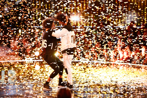 Les Twins triumphant. (NBC photo)