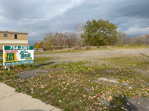This piece of land is being considered for a new build, potentially an urgent care center. Applicants are said to be interested in using a driveway that would extend behind the APlus/Sunoco gas station and down North Ninth Street.