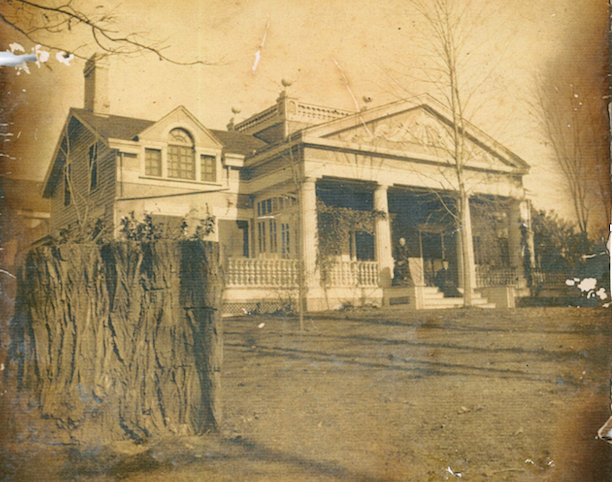 This undated but early photo of Barton Hill shows the ornate decoration over the west entry. Look at the Niagara Crossing Hotel and see the simulation added to that when first constructed as the Barton Hill Hotel.
