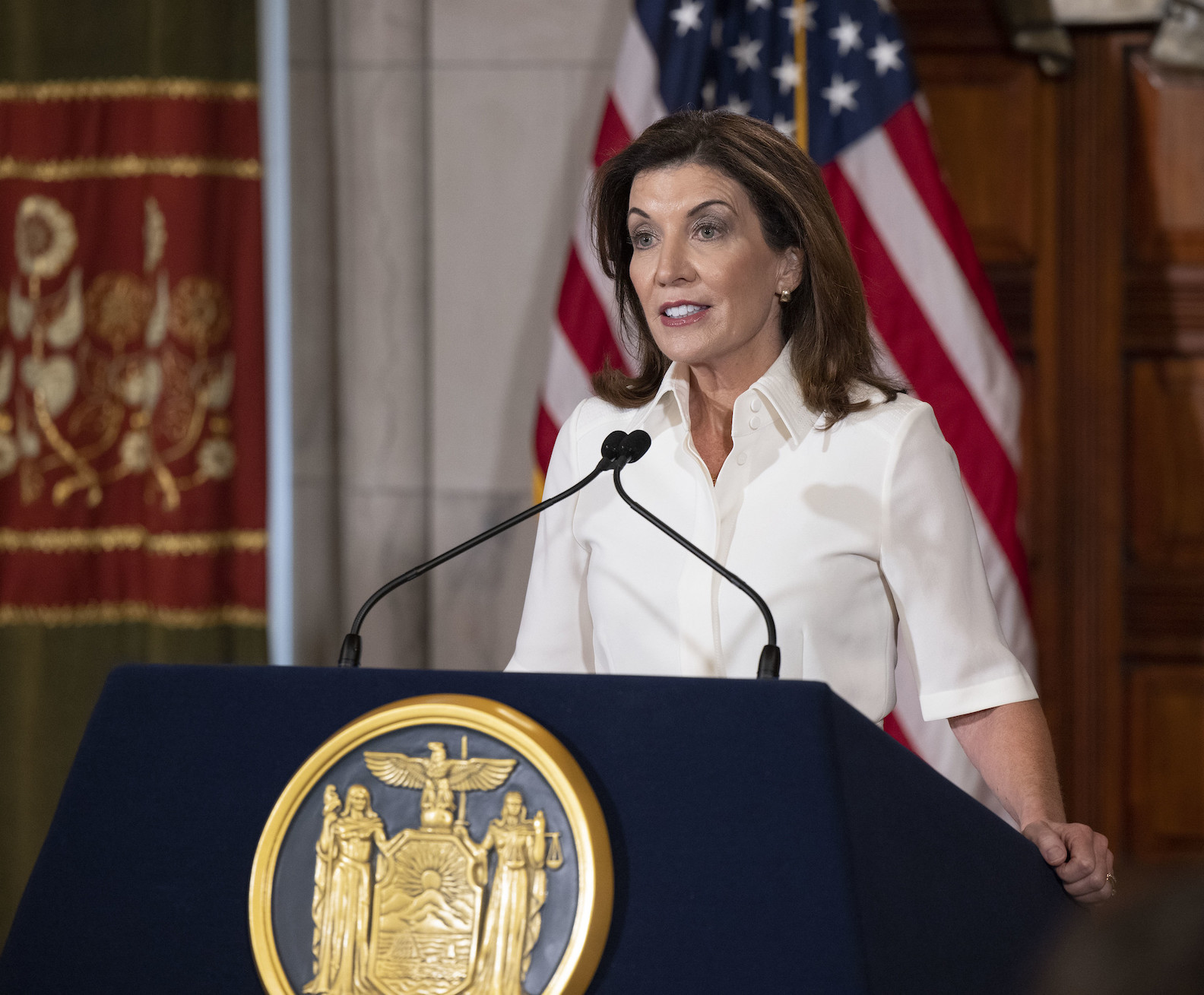 Gov. Kathy Hochul delivers an address to New Yorkers from the Red Room at the State Capitol. (Photo by Mike Groll/Office of Gov. Kathy Hochul)