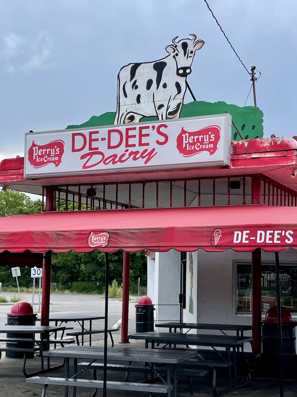 De Dee's Dairy, winner of `Best Frozen Treat` in the 2022 NFP `Savory Summer Eats & Treats` fan vote, is located at 8715 Niagara Falls Blvd., Niagara Falls.