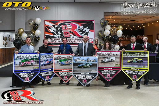 The Ransomville Speedway Champions with their 2021 championship banners (Tom Stevens photo)