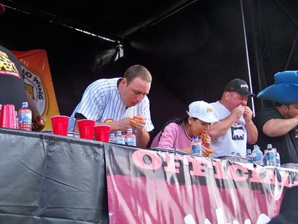 Joey Chestnut and Sonya Thomas lead the pack.